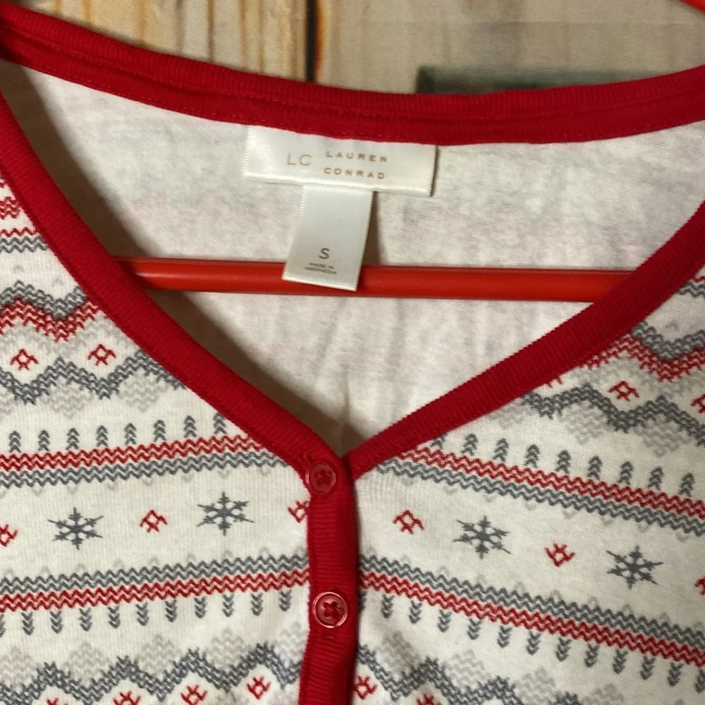 LC Lauren Conrad NWOT Long Sleeve Sleep Henley Pajama Top